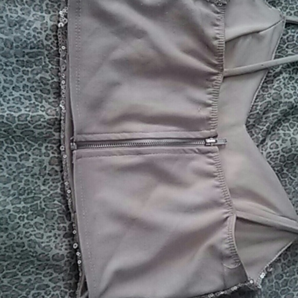 Cream camisole top - Picture 2 of 3